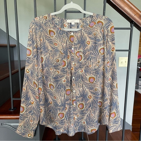 Loft White Long Sleeve Top button up  Print Size small - Picture 5 of 11